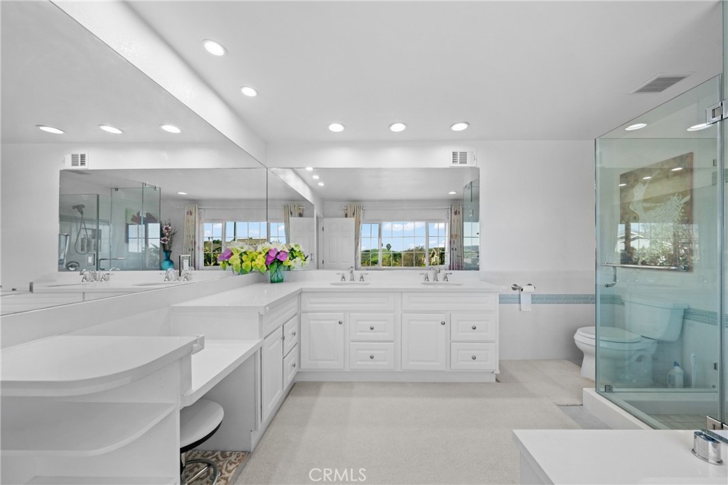 MLS #OC25274238 image #24