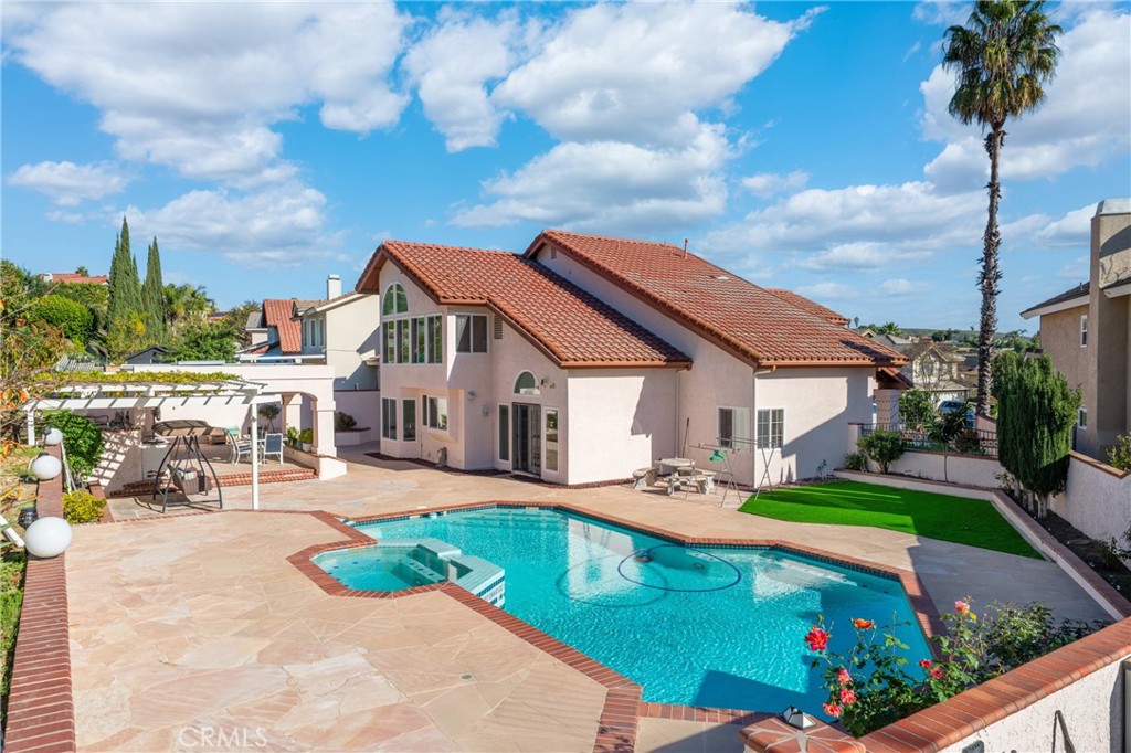 MLS #OC25274238 image #28