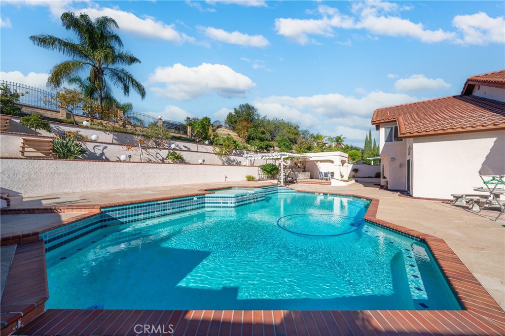 MLS #OC25274238 image #34