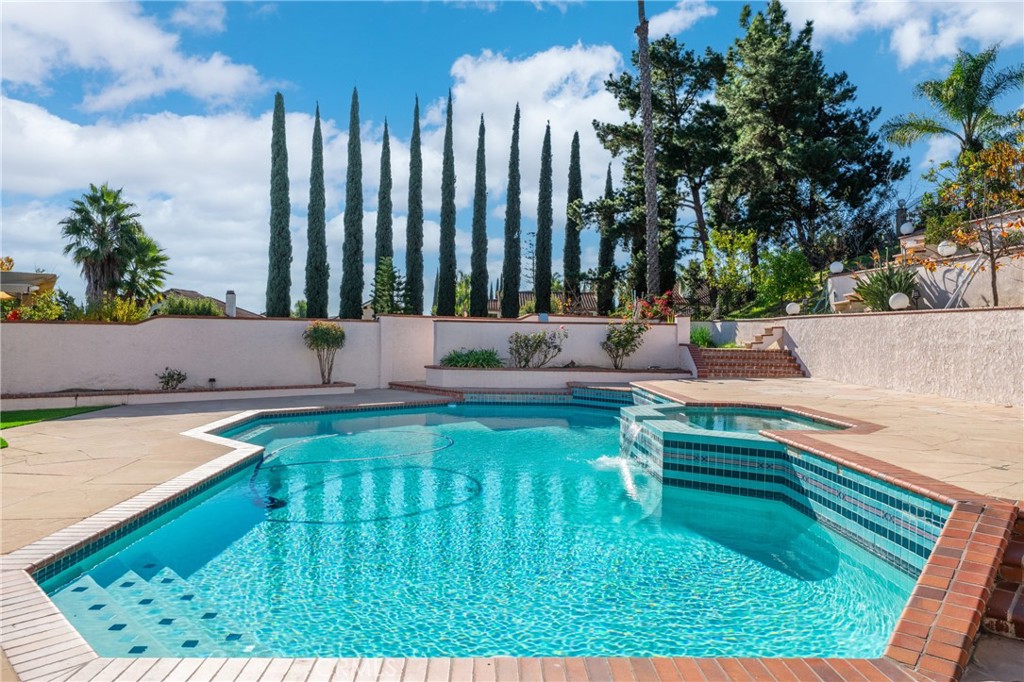 MLS #OC25274238 image #39