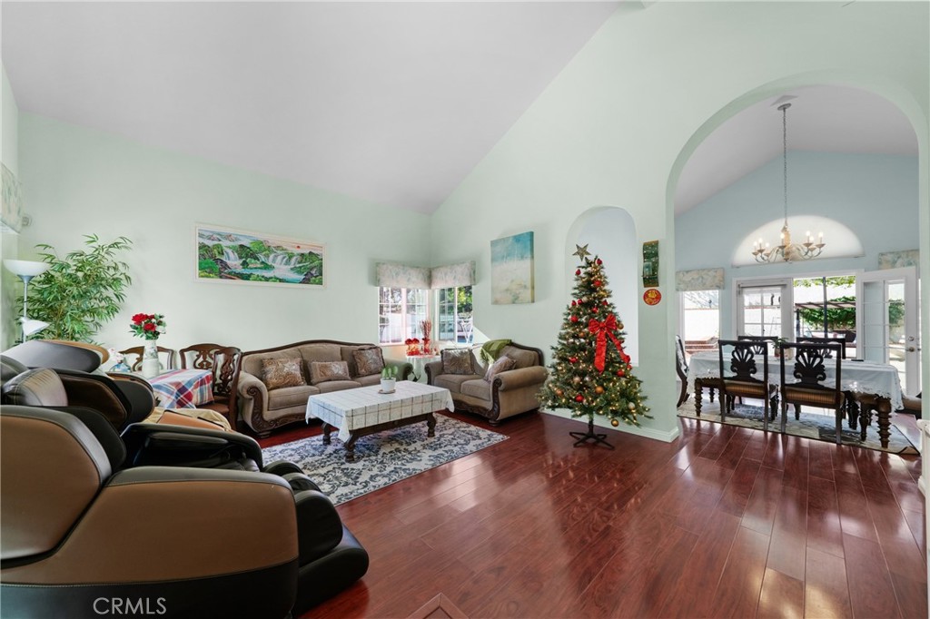 MLS #OC25274238 image #50