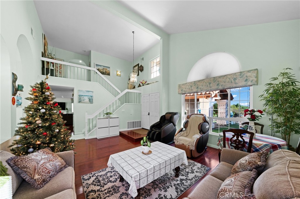 MLS #OC25274238 image #51