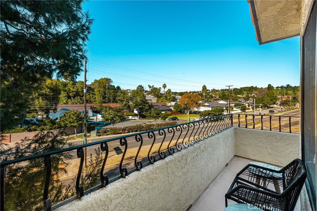 MLS #OC25274245 image #22