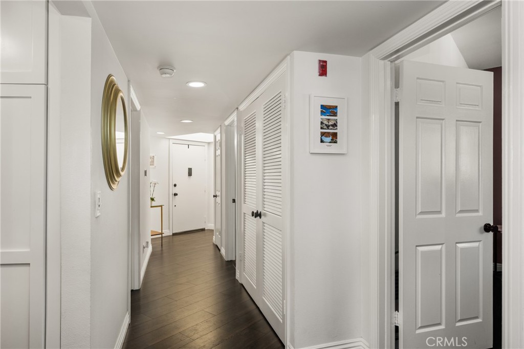 MLS #OC25274245 image #26