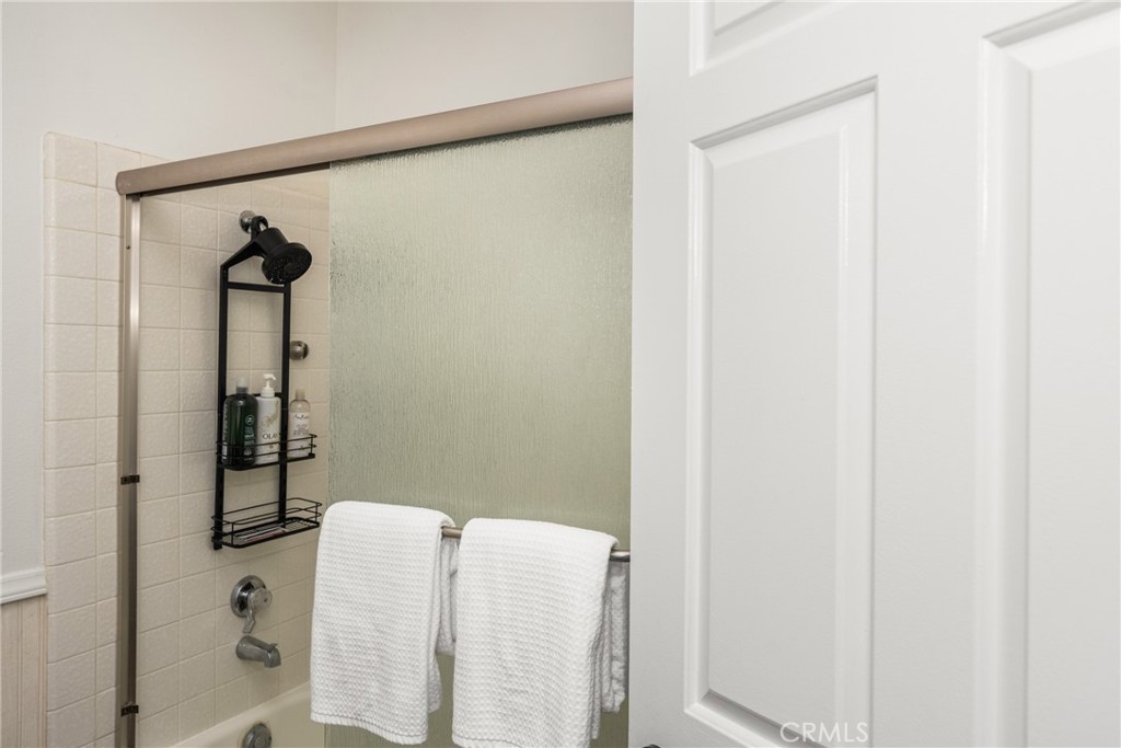 MLS #OC25274245 image #29