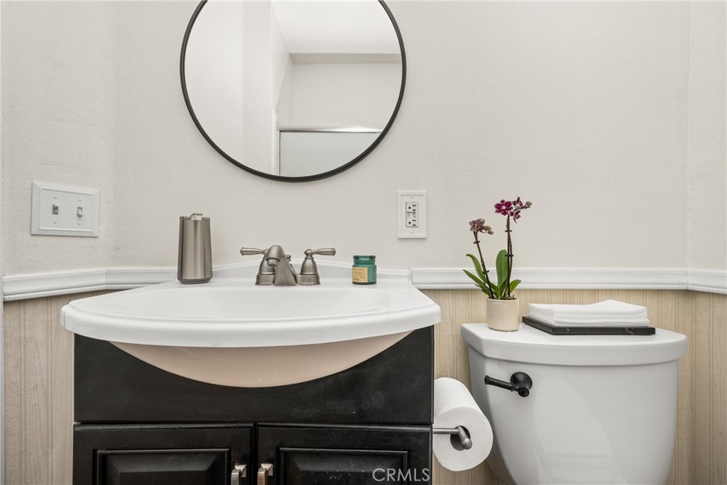 MLS #OC25274245 image #30