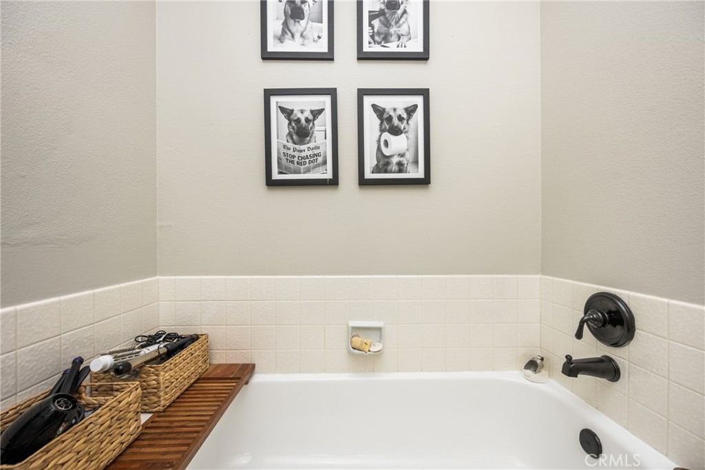 MLS #OC25274245 image #38