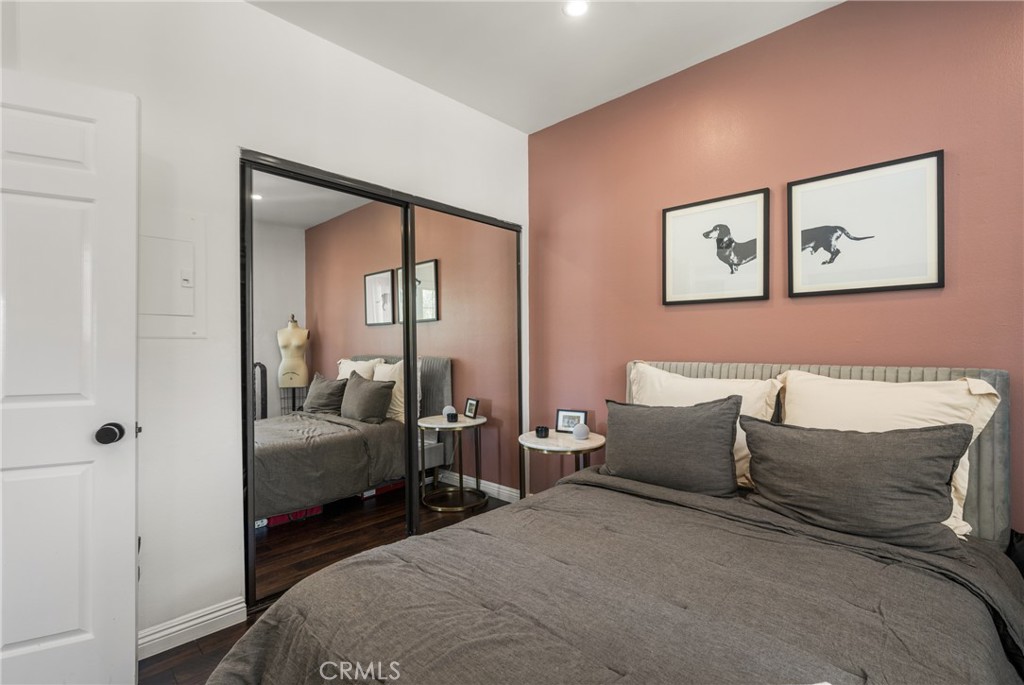 MLS #OC25274245 image #41