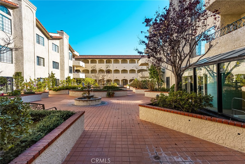 MLS #OC25274245 image #43