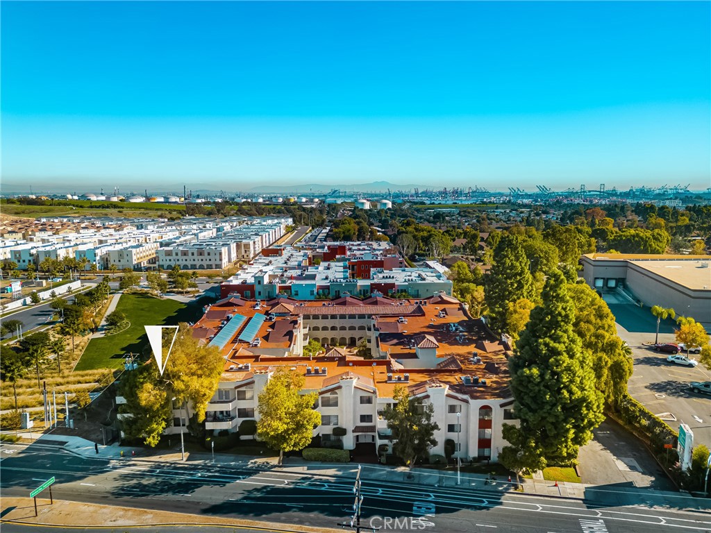 MLS #OC25274245 image #45