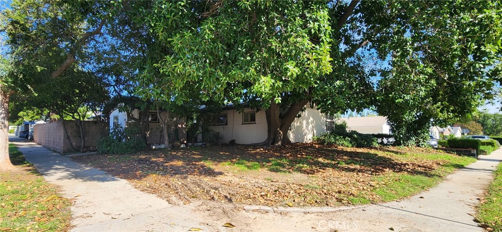 MLS #OC25274267 image #0