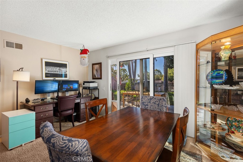 MLS #OC25274282 image #23