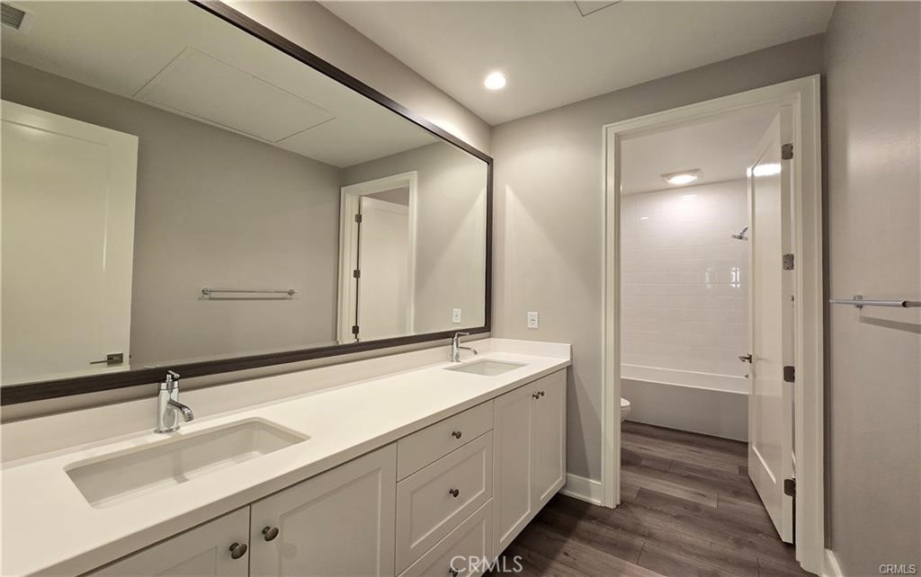 MLS #OC25274284 image #20