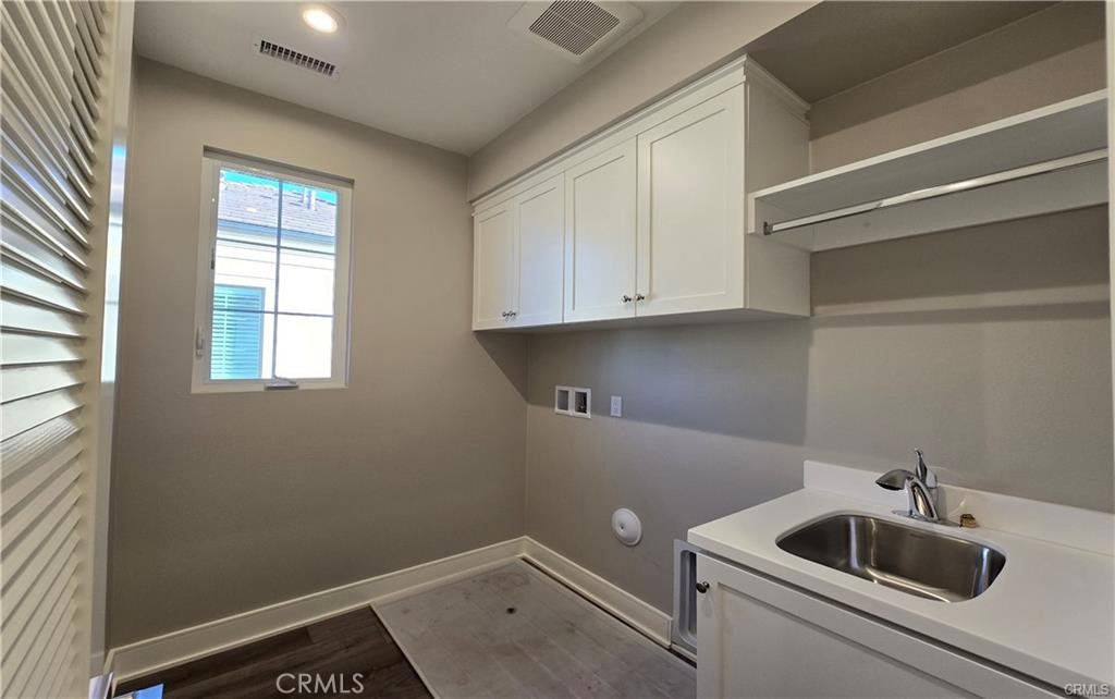 MLS #OC25274284 image #23