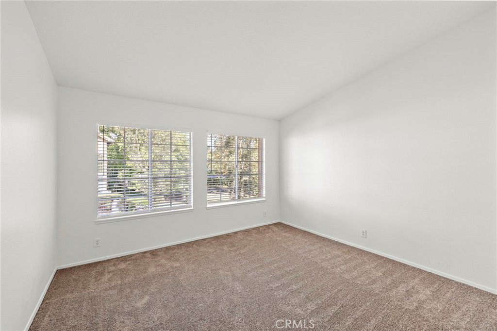 MLS #OC25274304 image #11