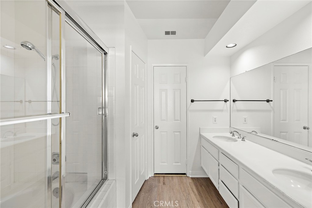 MLS #OC25274304 image #12