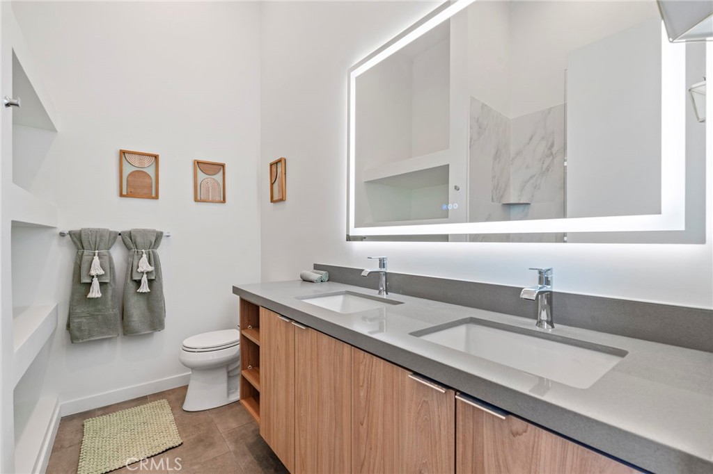 MLS #OC25274314 image #14