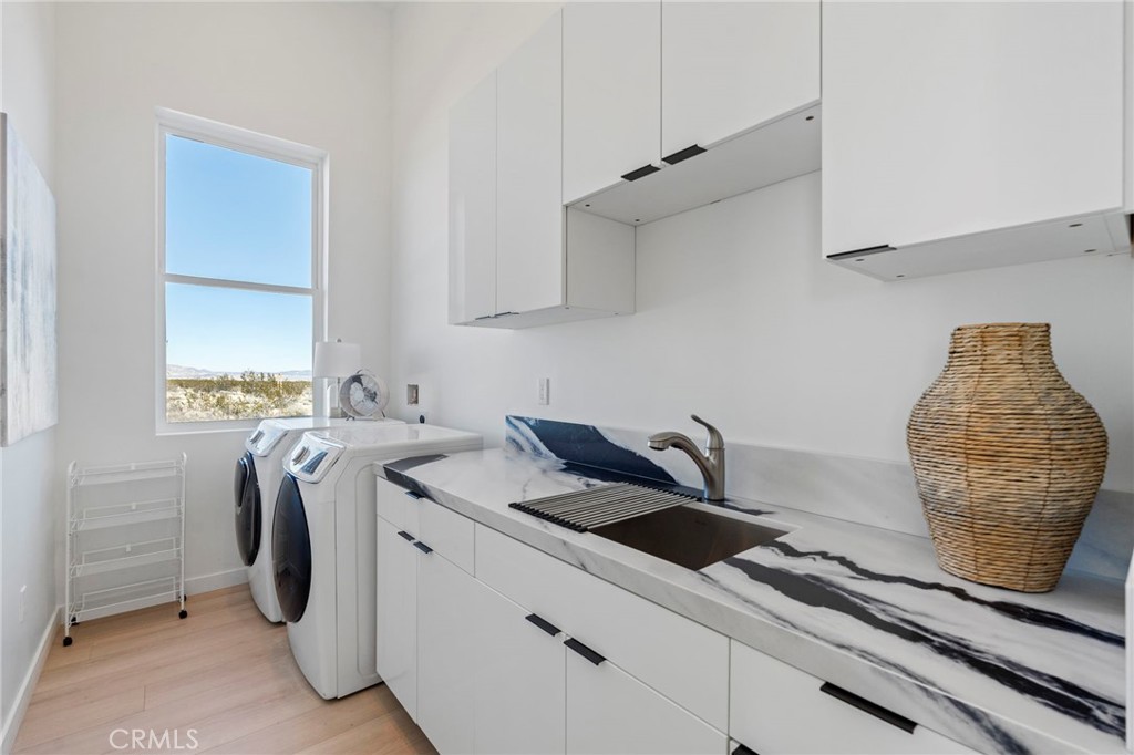 MLS #OC25274314 image #23