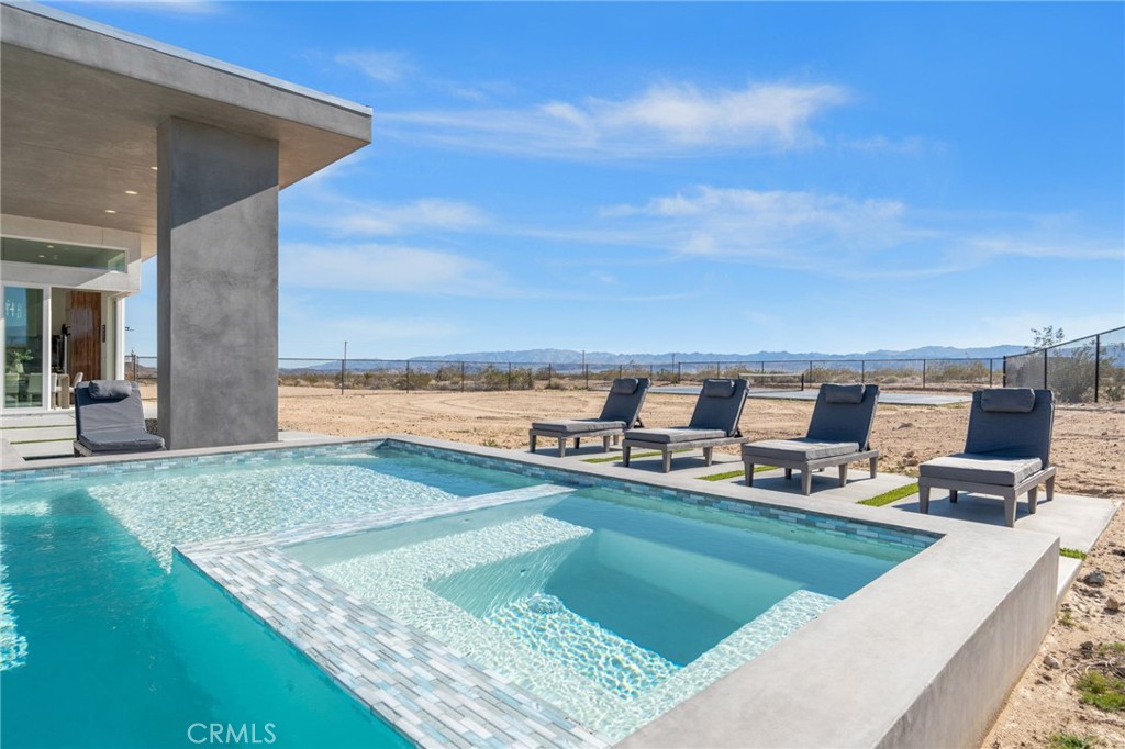 MLS #OC25274314 image #30