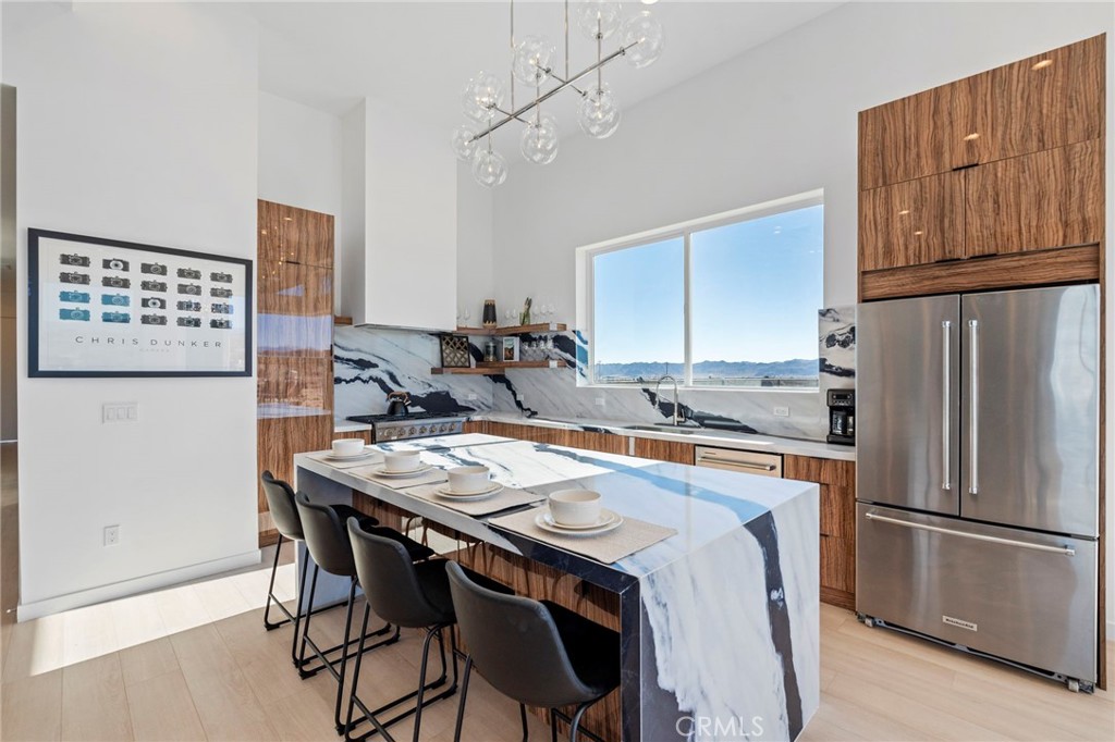 MLS #OC25274314 image #5