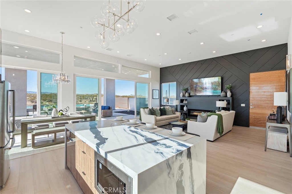 MLS #OC25274314 image #8