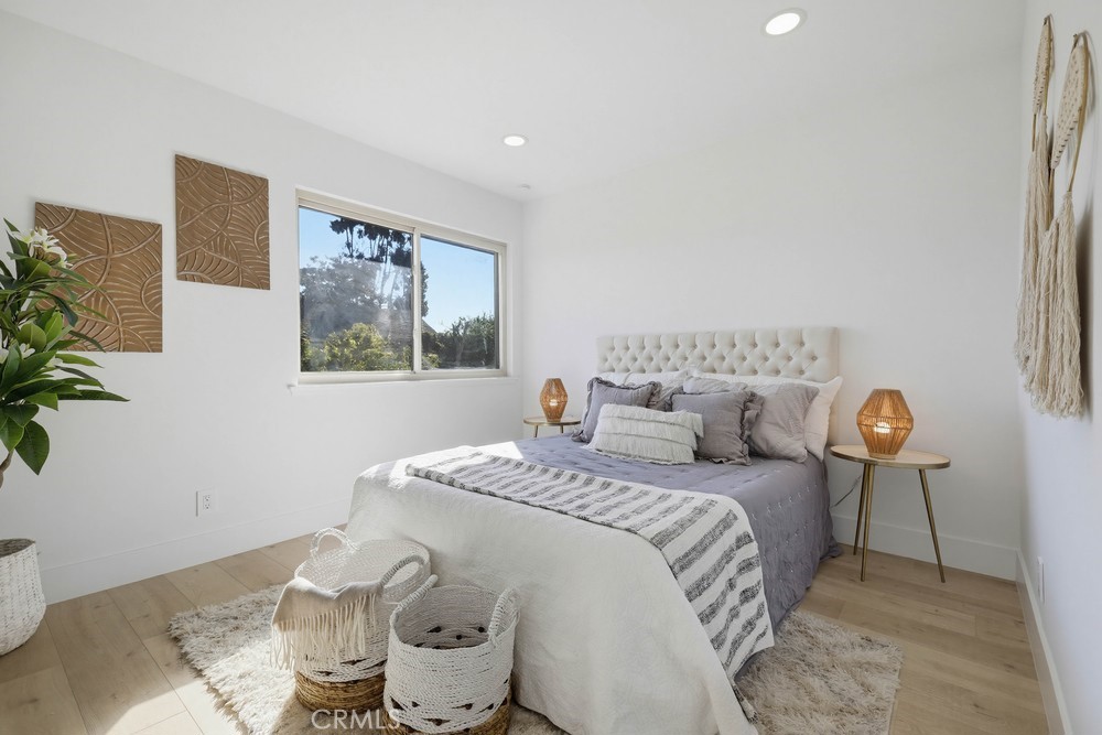 MLS #OC25274331 image #37