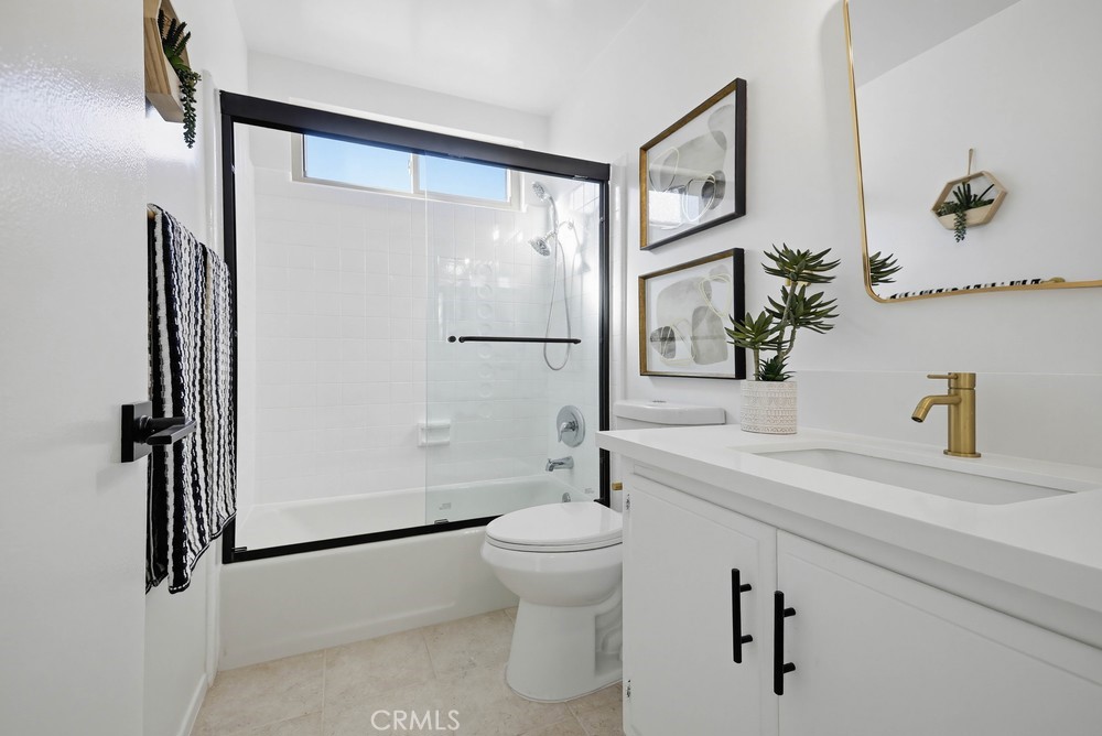 MLS #OC25274331 image #42