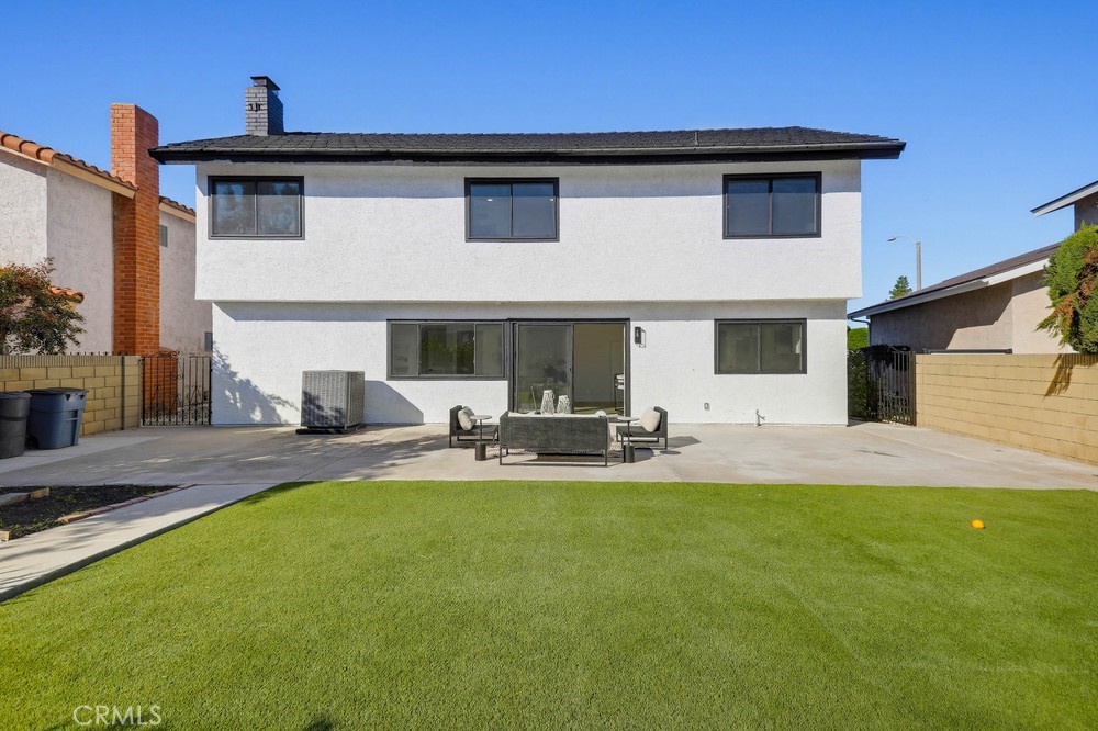 MLS #OC25274331 image #44