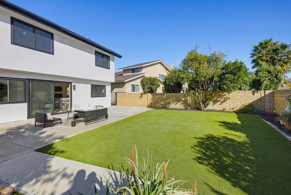 MLS #OC25274331 image #45