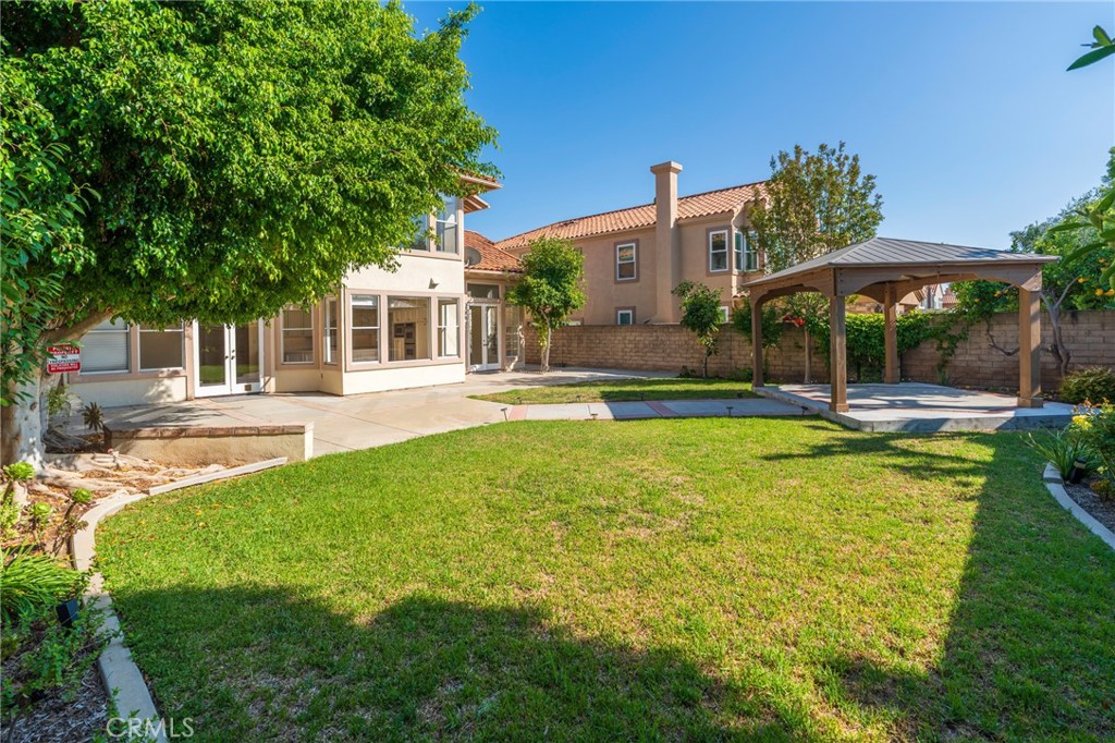 MLS #OC25274442 image #9