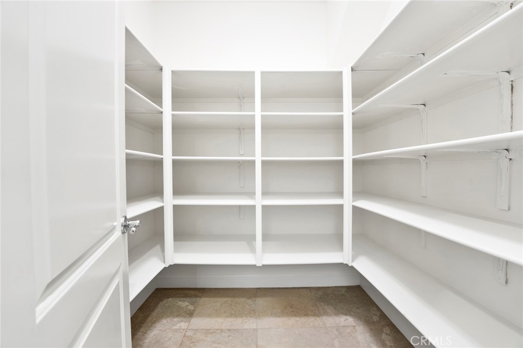 MLS #OC25274482 image #11