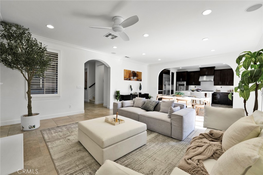 MLS #OC25274482 image #5