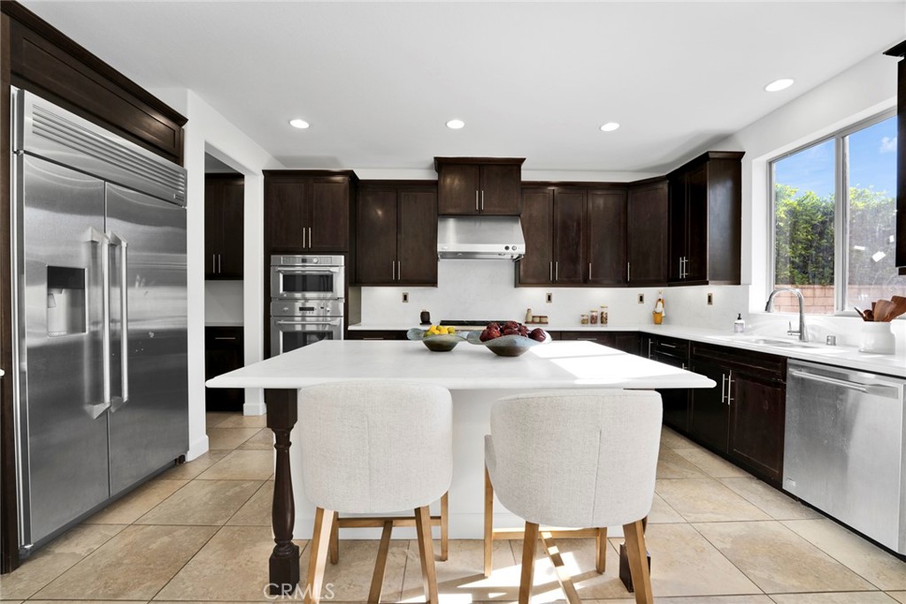 MLS #OC25274482 image #8