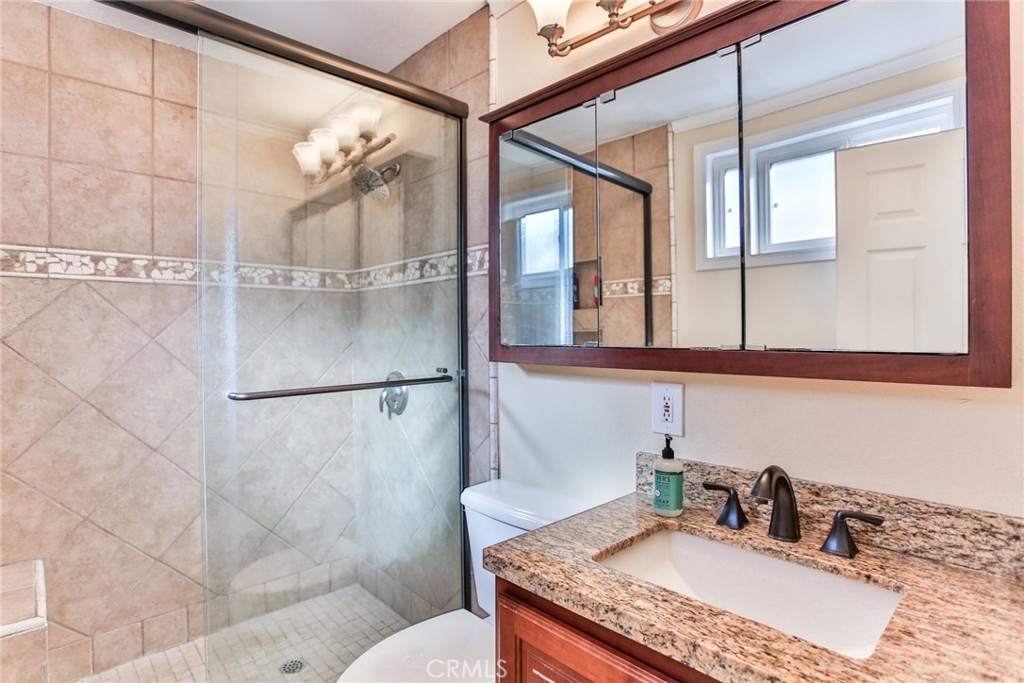 MLS #OC25274548 image #21