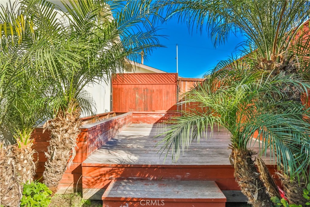 MLS #OC25274548 image #25