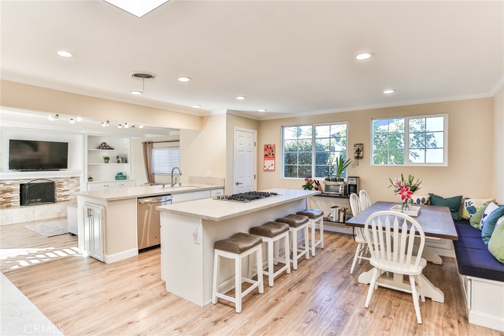 MLS #OC25274548 image #3