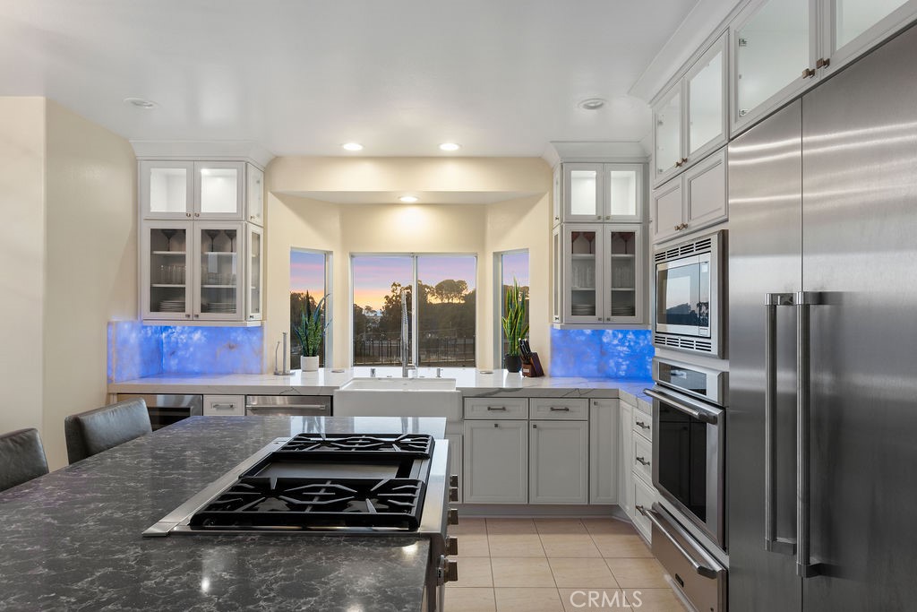 MLS #OC25274560 image #10