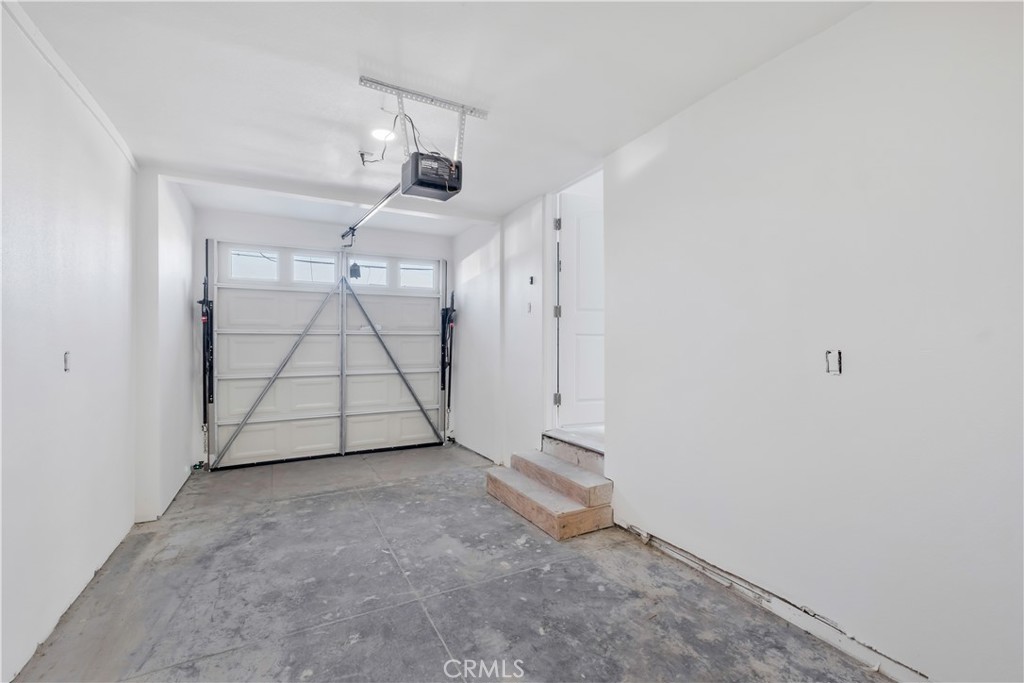 MLS #OC25274561 image #19