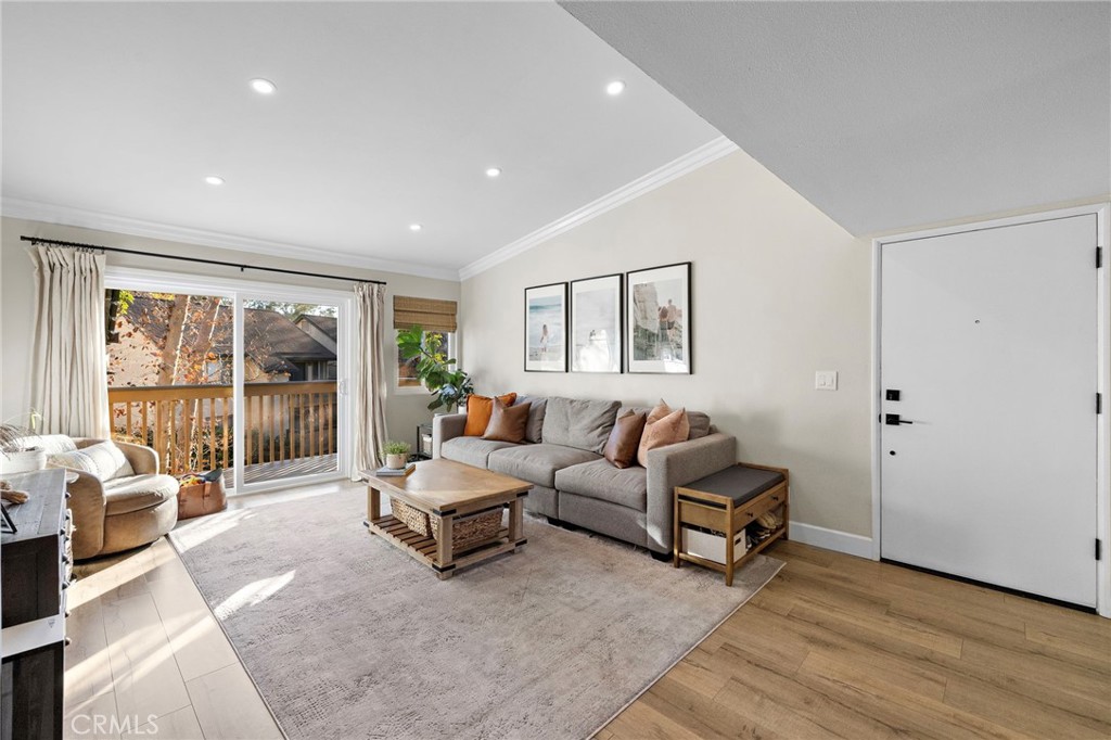 MLS #OC25274566 image #2