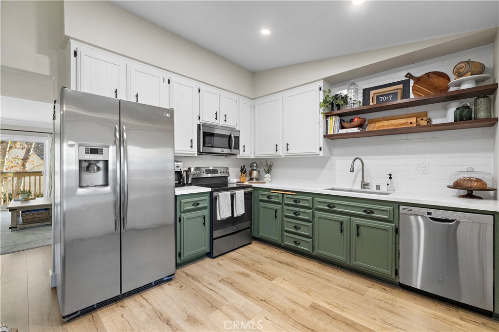 MLS #OC25274566 image #5