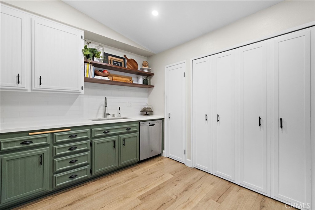 MLS #OC25274566 image #7