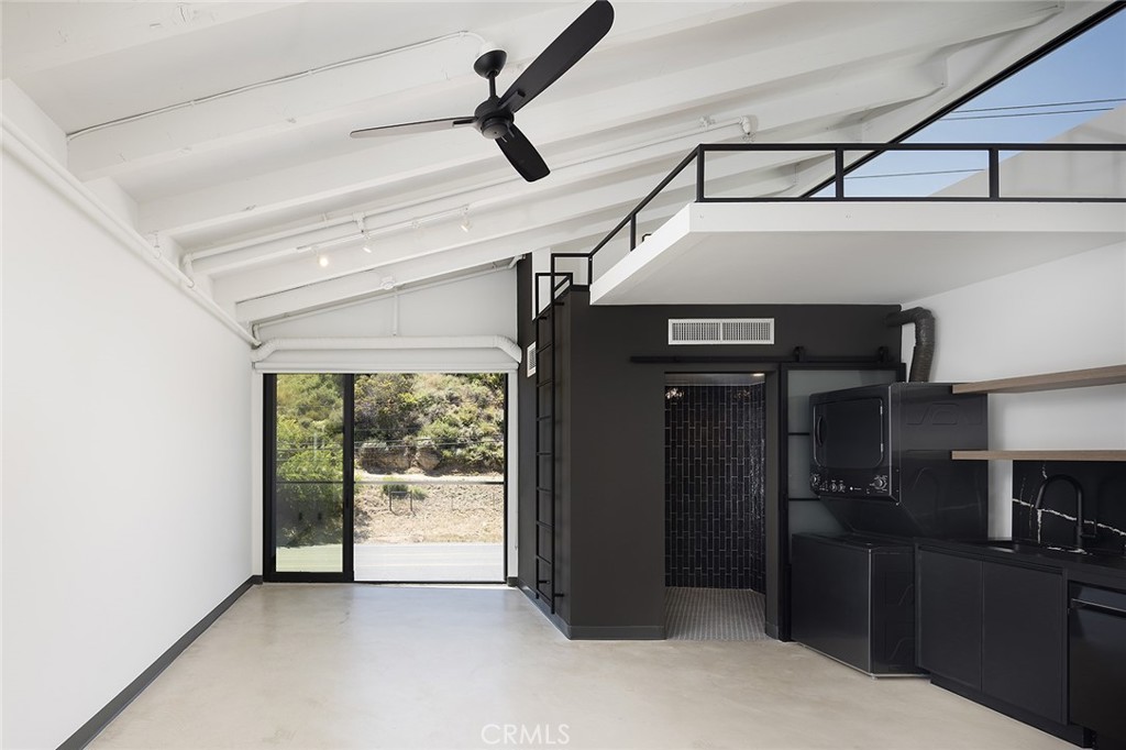 MLS #OC25274572 image #14