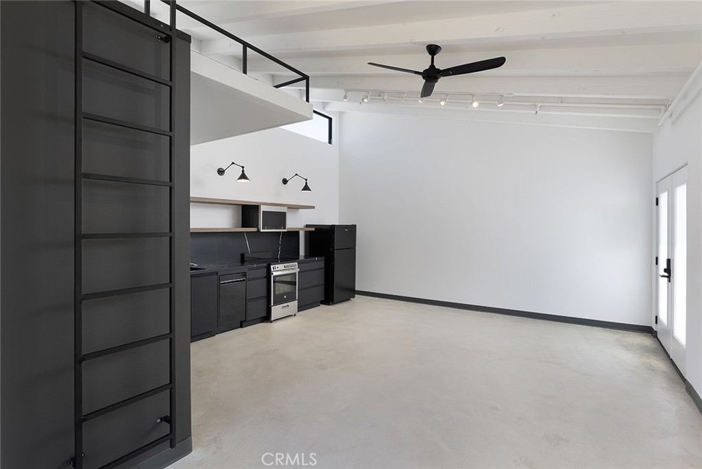 MLS #OC25274572 image #15