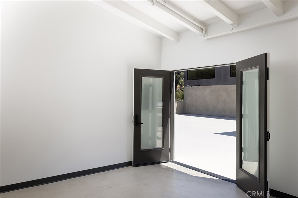 MLS #OC25274572 image #16