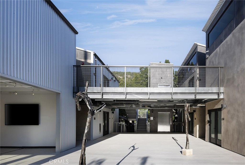 MLS #OC25274572 image #37