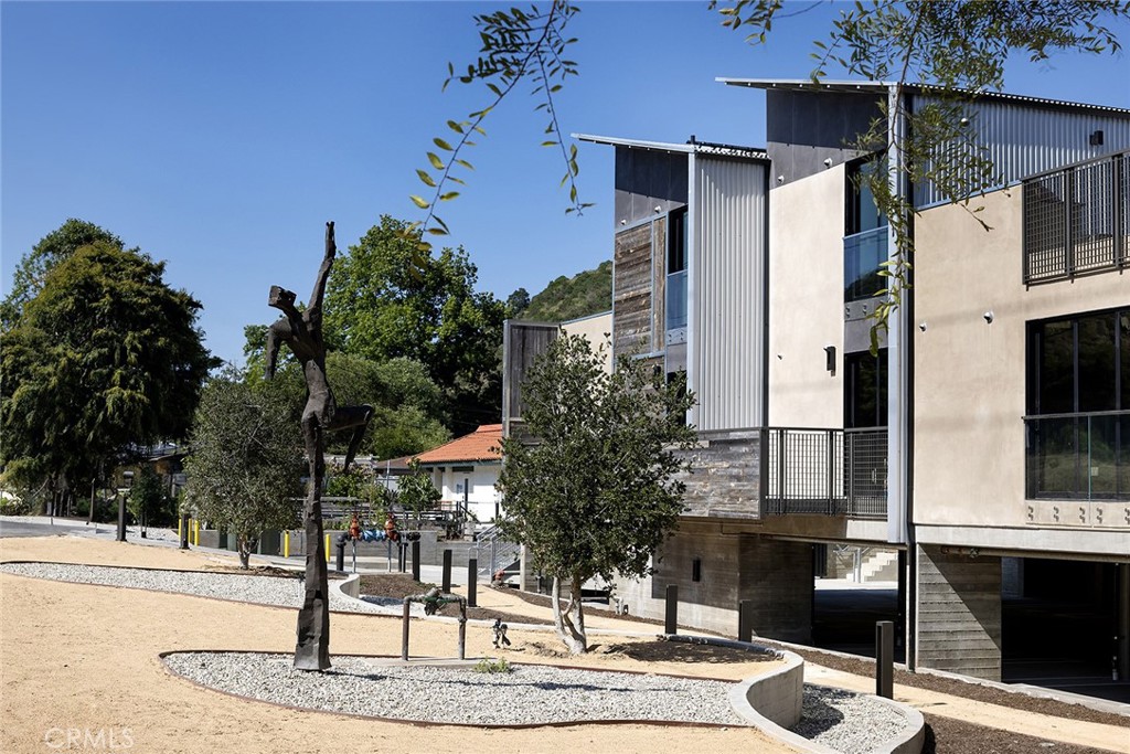 MLS #OC25274572 image #7