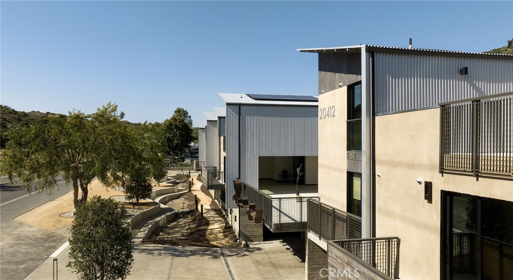 MLS #OC25274572 image #8