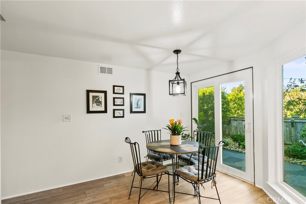 MLS #OC25274592 image #13