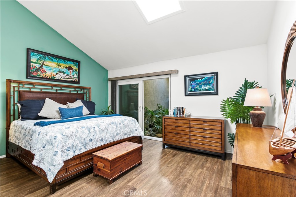 MLS #OC25274592 image #14