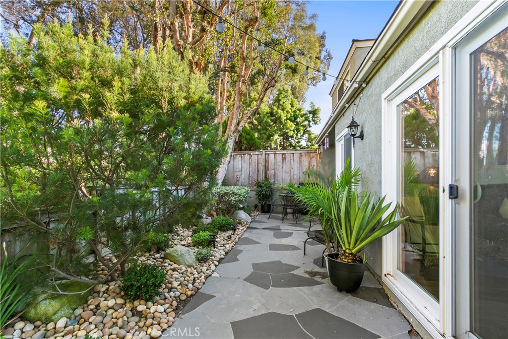 MLS #OC25274592 image #24